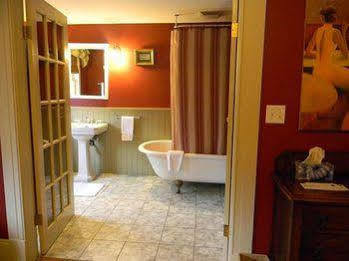 Abbeymoore Manor Bed & Breakfast Victoria